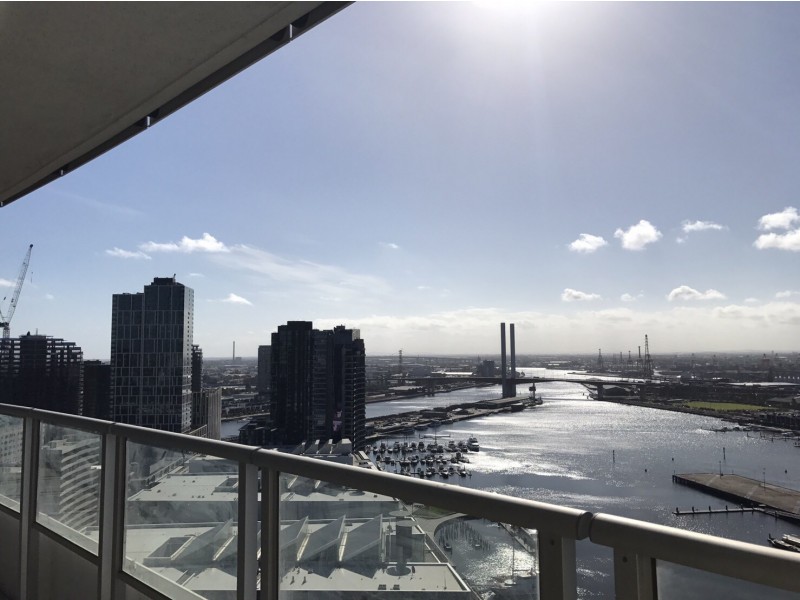 2906/100 Harbour Esplanade, Docklands VIC 3008