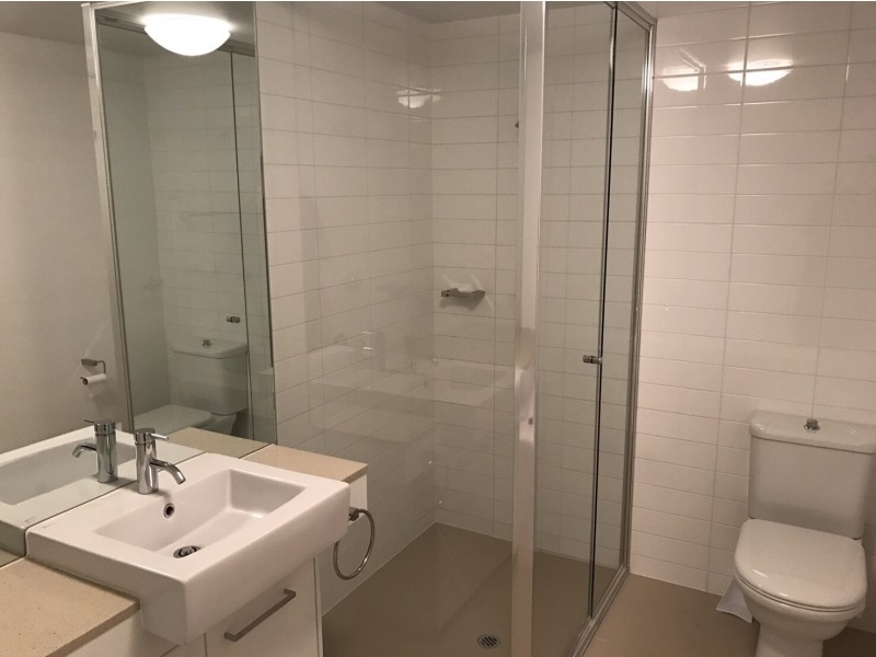 2906/100 Harbour Esplanade, Docklands VIC 3008