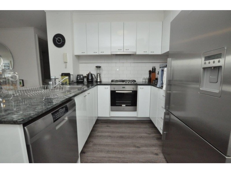 REF 072792/69 Dorcas Street, South Melbourne VIC 3205