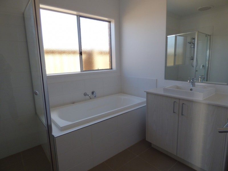 5 Suffolk Street, Truganina VIC 3029