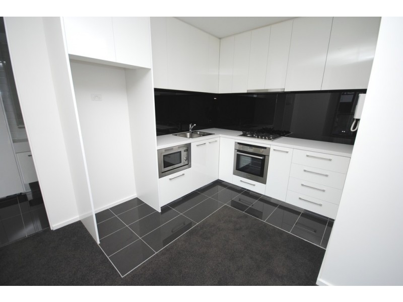 REF 073007/118 Kavanagh Street, Southbank VIC 3006