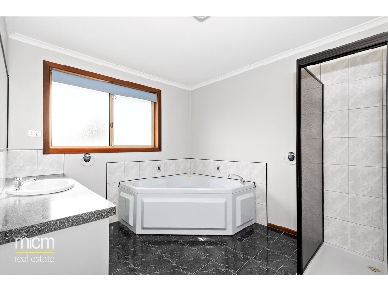 70 Seabrook Boulevard, Seabrook VIC 3028