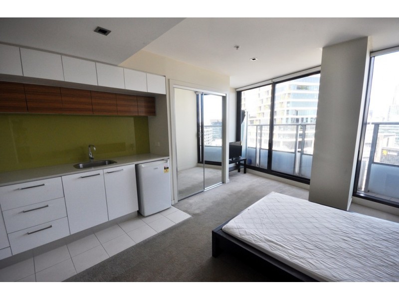 2311B/100 Harbour Esplanade, Docklands VIC 3008