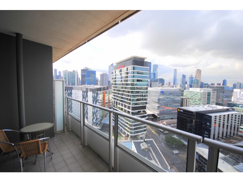 2807/100 Harbour Esplanade, Docklands VIC 3008