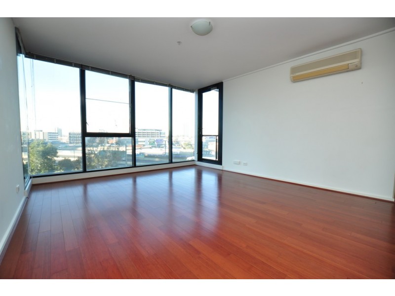 76/99 Whiteman Street, Southbank VIC 3006