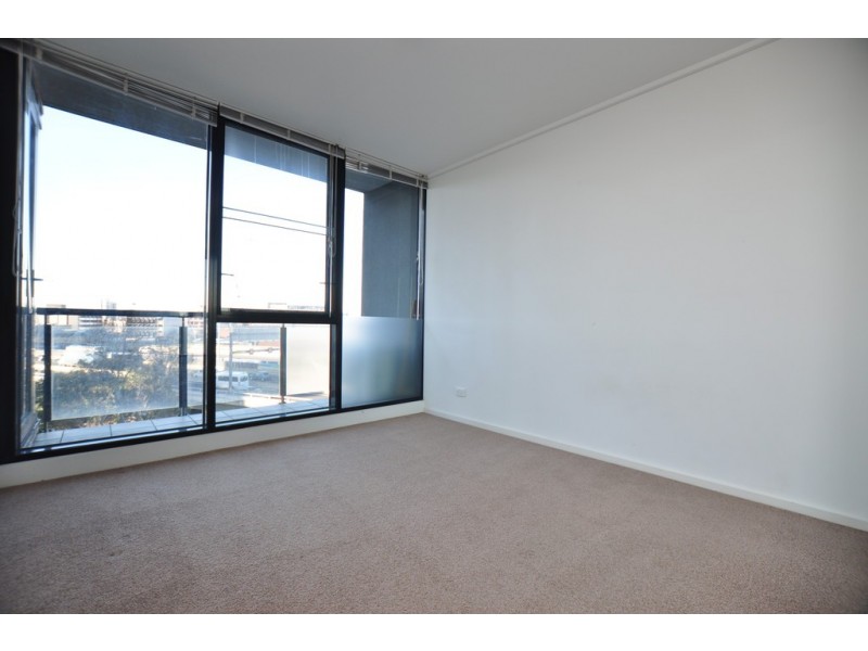 76/99 Whiteman Street, Southbank VIC 3006
