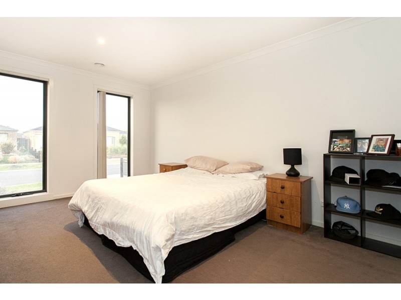 21 Marshall Terrace, Point Cook VIC 3030