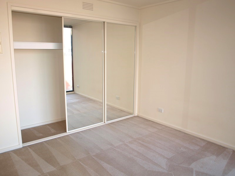 REF 080710/668 Bourke Street, Melbourne VIC 3000