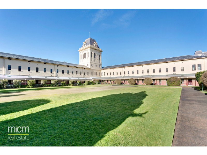 218 Wiltshire Drive, Kew VIC 3101