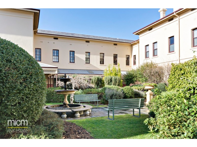 218 Wiltshire Drive, Kew VIC 3101