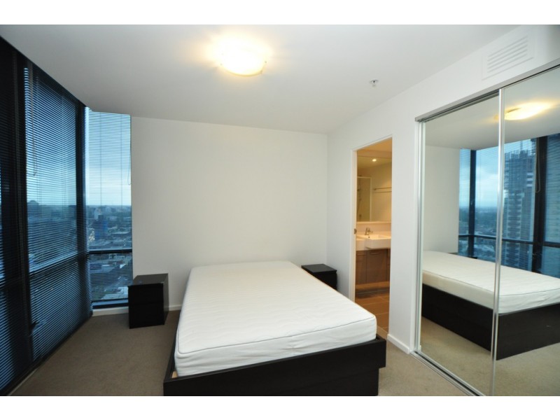 REF 081304/241 City Road, Southbank VIC 3006