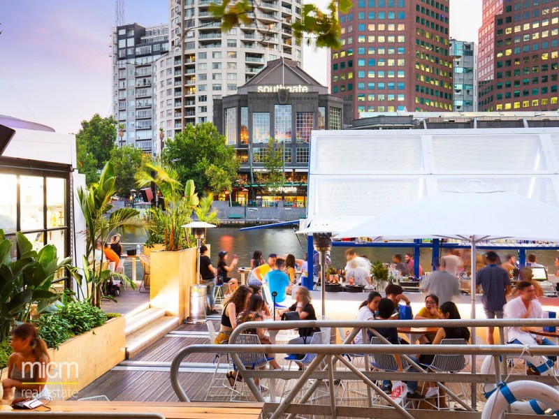 2104/63 Whiteman Street, Southbank VIC 3006