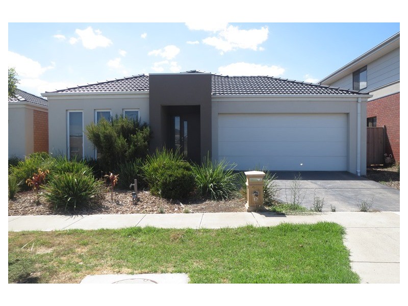 12 Skein Street, Point Cook VIC 3030