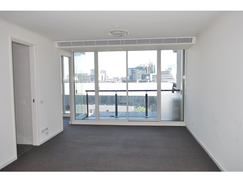 812/63 Whiteman Street, Southbank VIC 3006