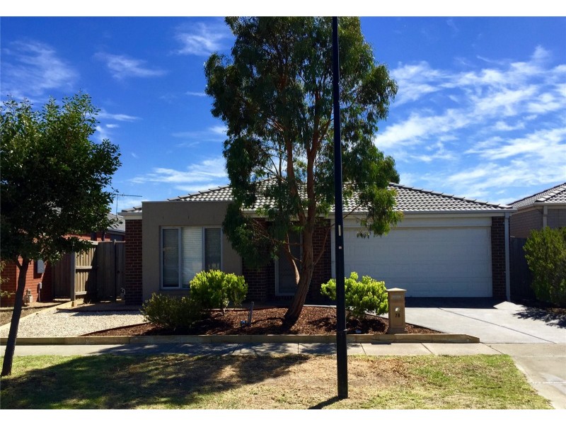 76 James Cook Drive, Truganina VIC 3029