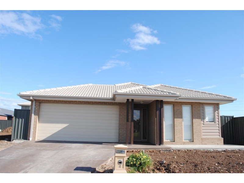 4 Astra Avenue, Truganina VIC 3029