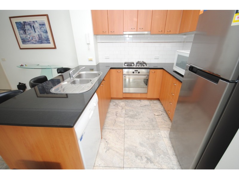 915/38 Bank Street, South Melbourne VIC 3205