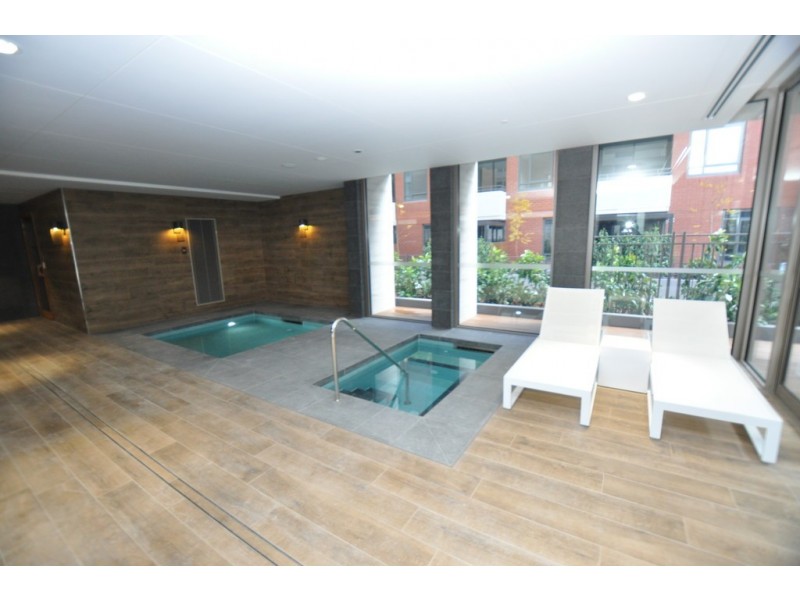 210/8 Station Street, Caulfield North VIC 3161