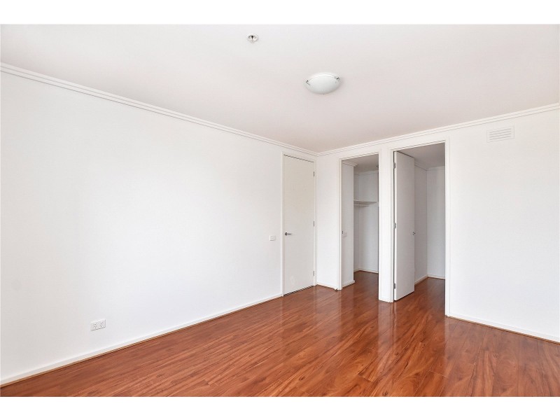 1006/38 Bank Street, South Melbourne VIC 3205