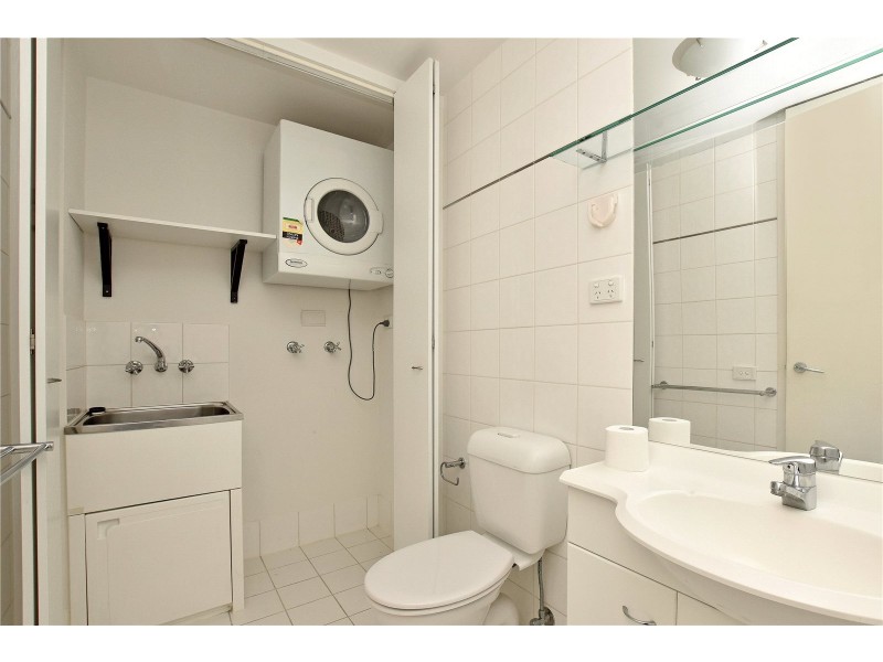 1006/38 Bank Street, South Melbourne VIC 3205