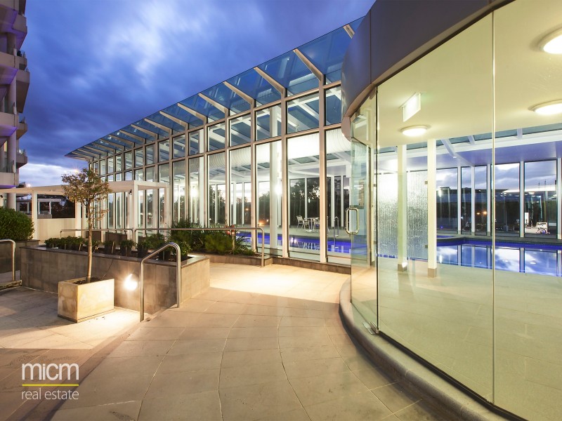 261/83 Whiteman Street, Southbank VIC 3006