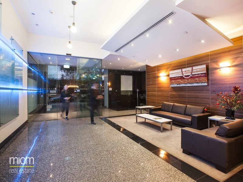 261/83 Whiteman Street, Southbank VIC 3006