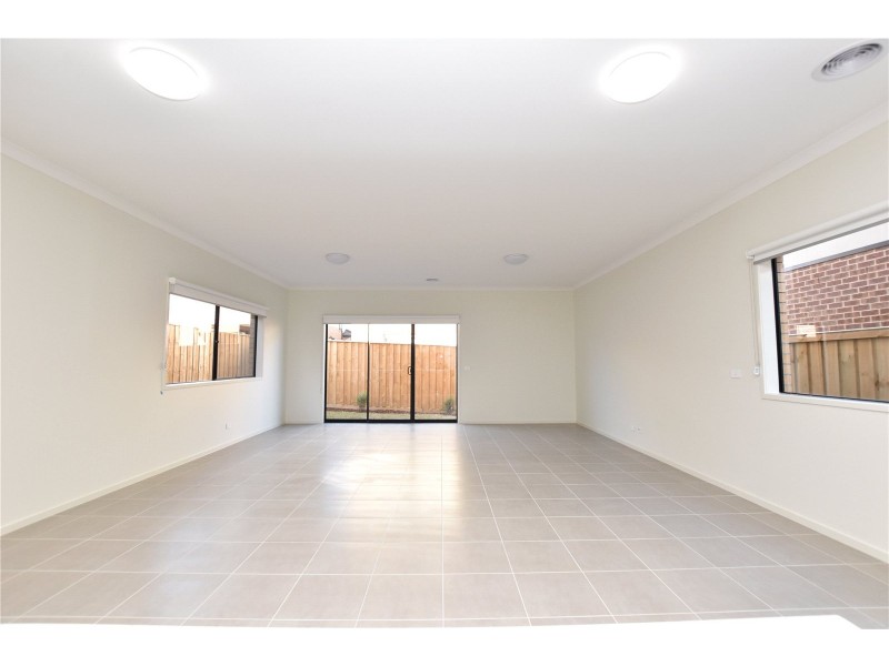 40 Panorama Drive, Wantirna VIC 3152