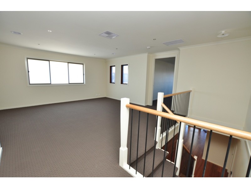 19 Ironwood Drive, Point Cook VIC 3030