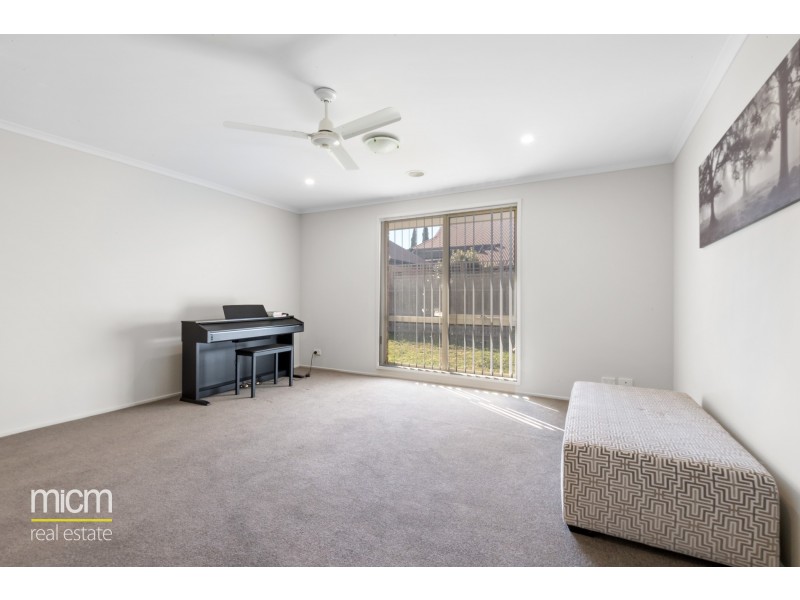 12 Spinningdale Close, Seabrook VIC 3028