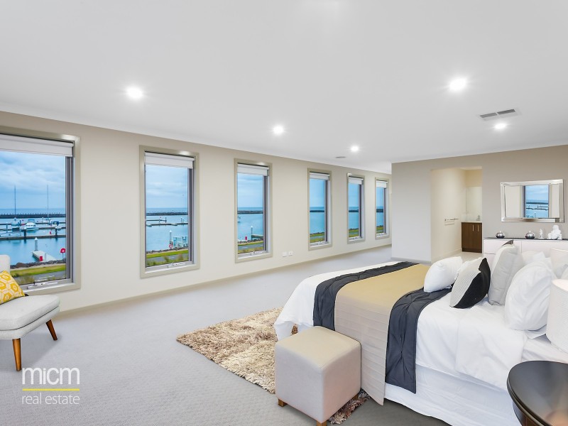 42 Catamaran Drive, Werribee South VIC 3030