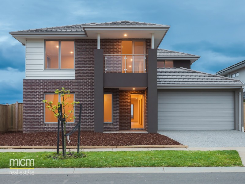 42 Catamaran Drive, Werribee South VIC 3030