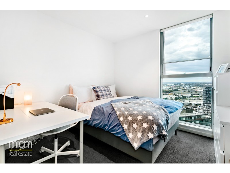 3707E/888 Collins Street, Docklands VIC 3008