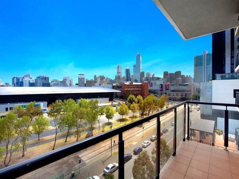 67/79 Whiteman Street, Southbank VIC 3006