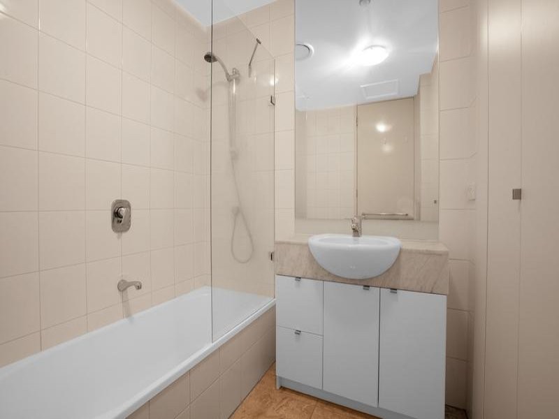 223/88 Kavanagh Street, Southbank VIC 3006