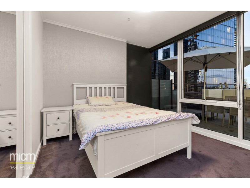 803/63 Whiteman Street, Southbank VIC 3006