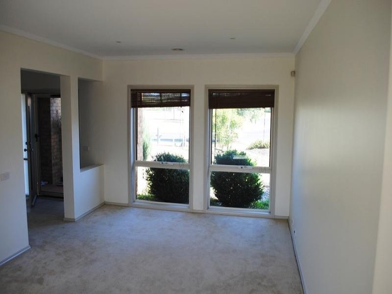 42 Lincoln Heath Boulevard, Point Cook VIC 3030