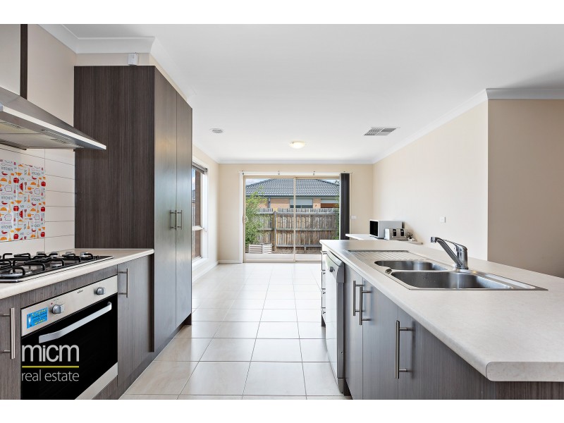 15 Hargrave Avenue, Point Cook VIC 3030