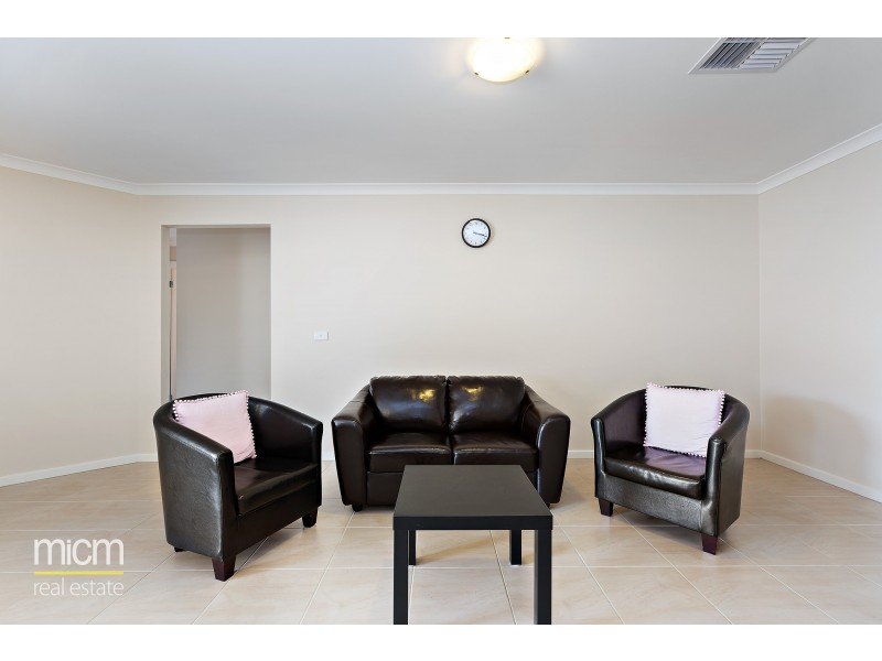 15 Hargrave Avenue, Point Cook VIC 3030
