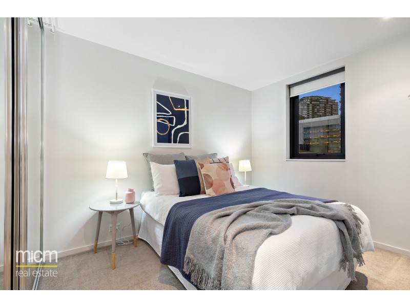 34/801 Bourke Street, Docklands VIC 3008