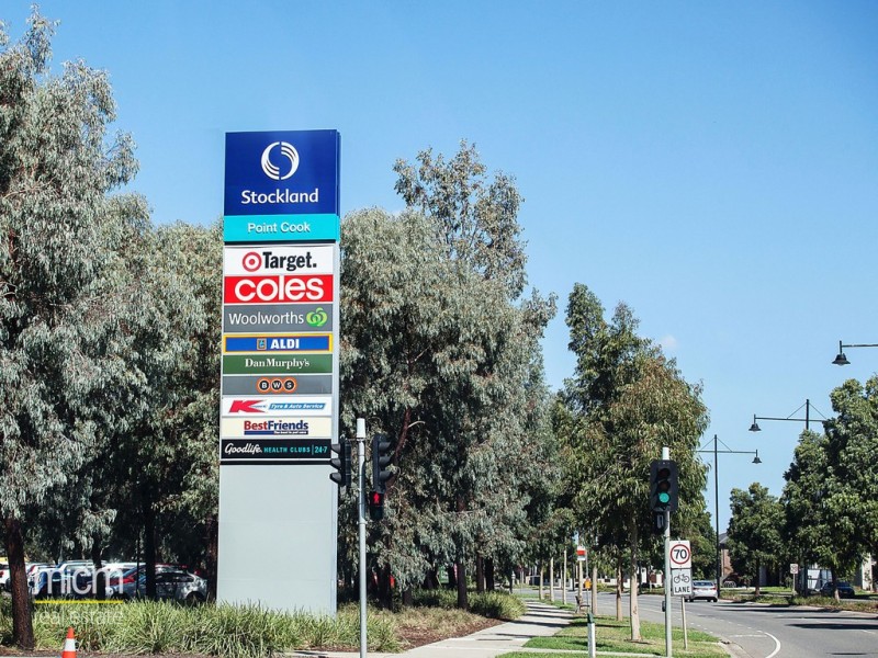 8 Tamworth Grove, Point Cook VIC 3030