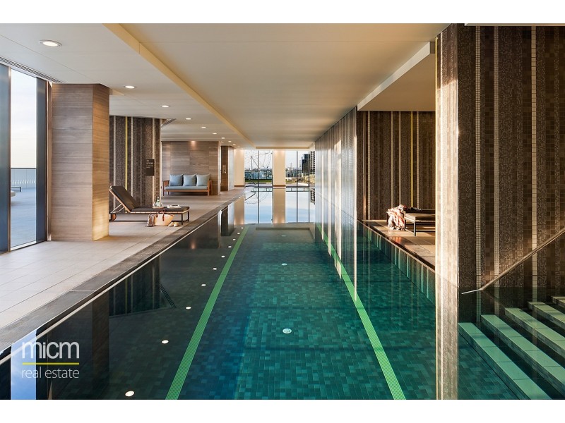 135/8 Waterside Place, Docklands VIC 3008