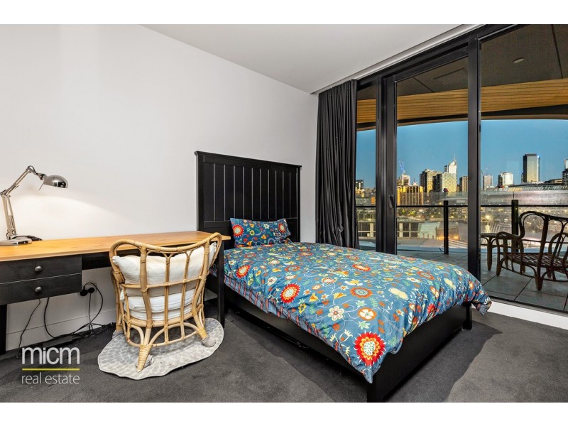 505/2 Glenti Place, Docklands VIC 3008