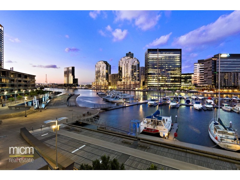 305/94 River Esplanade, Docklands VIC 3008