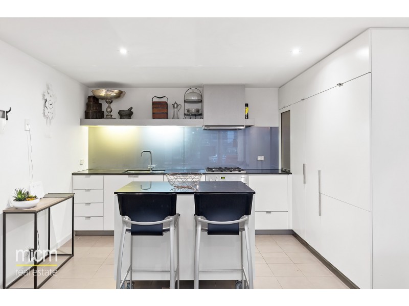 305/94 River Esplanade, Docklands VIC 3008