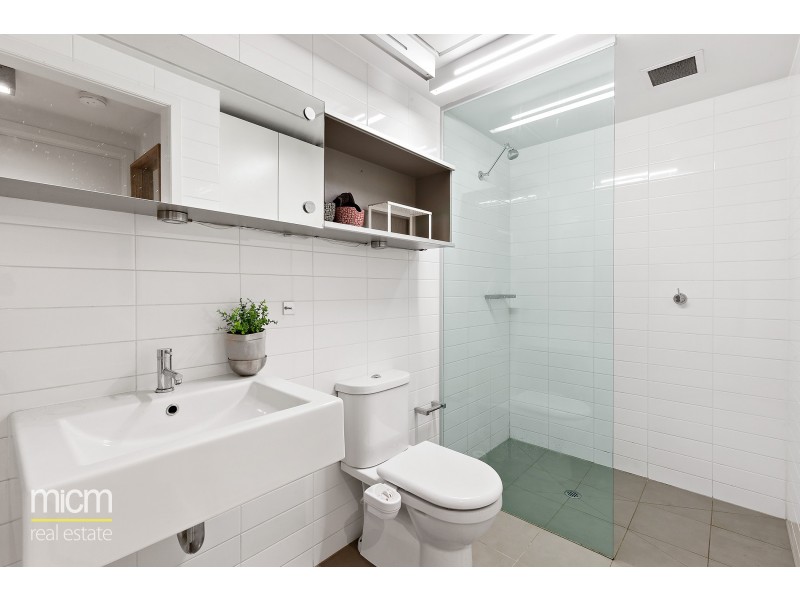 305/94 River Esplanade, Docklands VIC 3008