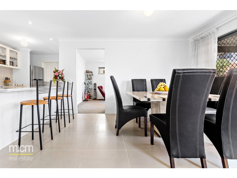 28 Seagrass Crescent, Point Cook VIC 3030