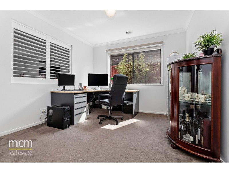 28 Seagrass Crescent, Point Cook VIC 3030