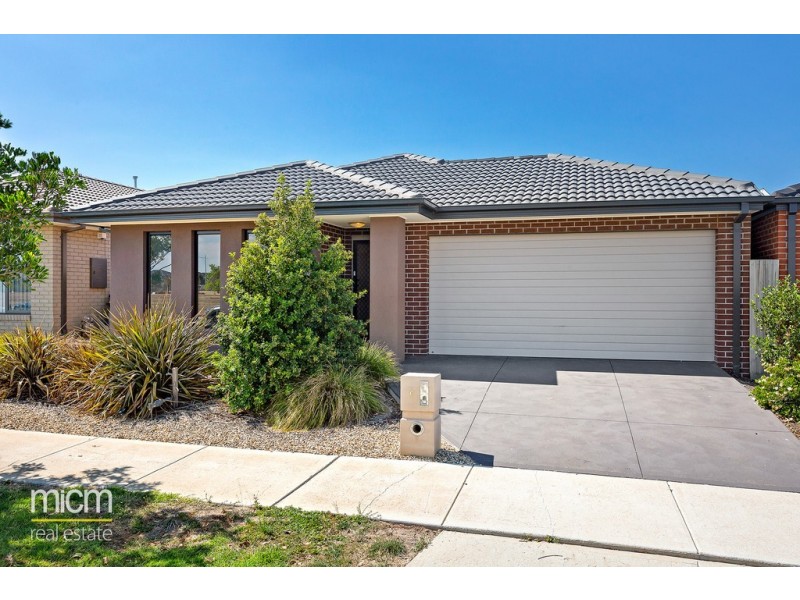 6 Hiddick Road, Point Cook VIC 3030