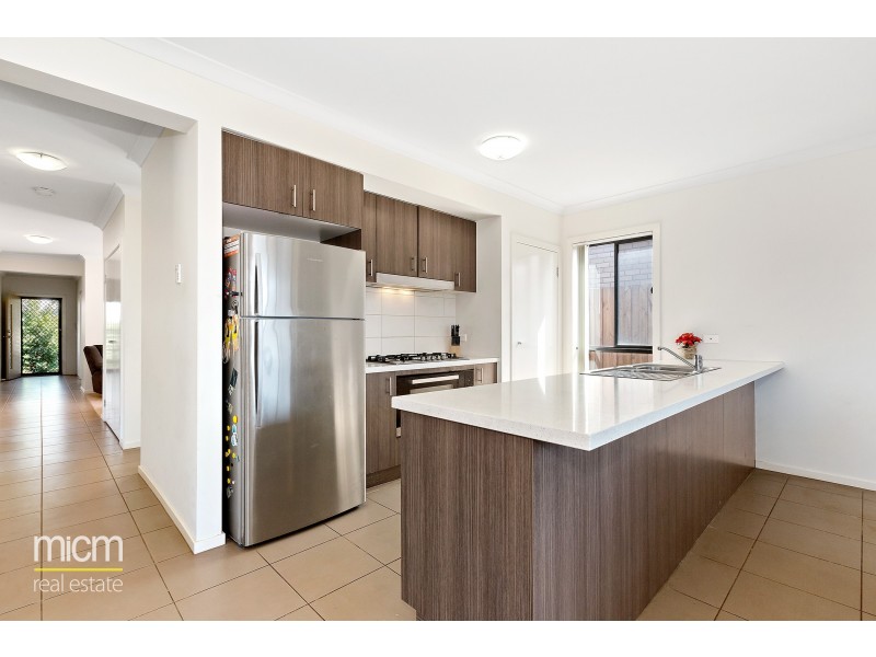 6 Hiddick Road, Point Cook VIC 3030