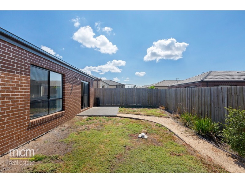 6 Hiddick Road, Point Cook VIC 3030